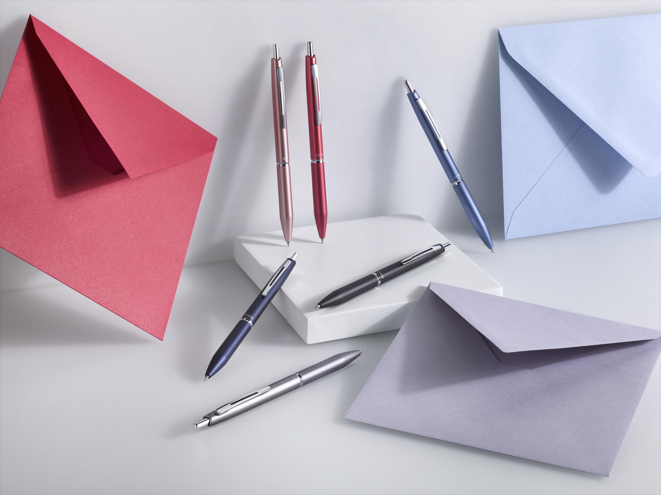 PILOT Bolígrafo premium Acro 1000 en Caja Regalo Negro - Tinta muy suave para una fluidez de escritura inigualable - Bolígrafo recargable y retráctil - Tinta negra - Punta Media