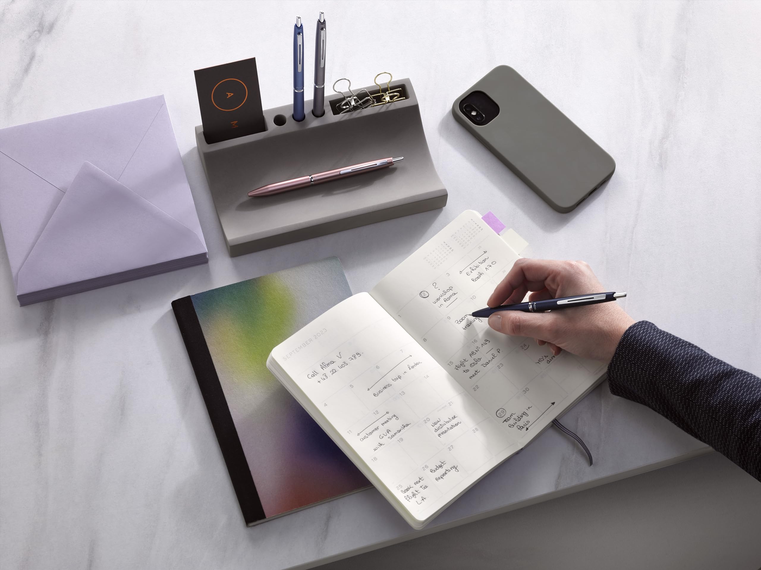 PILOT Bolígrafo premium Acro 1000 en Caja Regalo Azul Marino - Tinta muy suave para una fluidez de escritura inigualable - Bolígrafo recargable y retráctil - Tinta negra - Punta Media